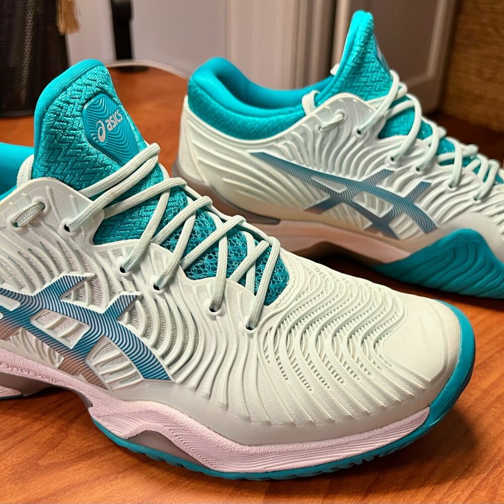 ASICS Women's Court FlyteFoam 2 Tennis Shoes